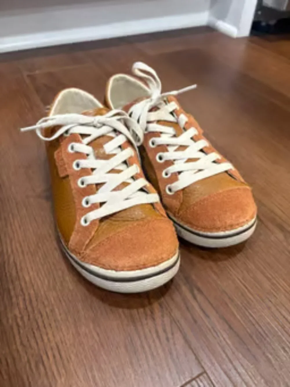 Crocs Hover Chestnut Lace Up Shoes - Women’s 7